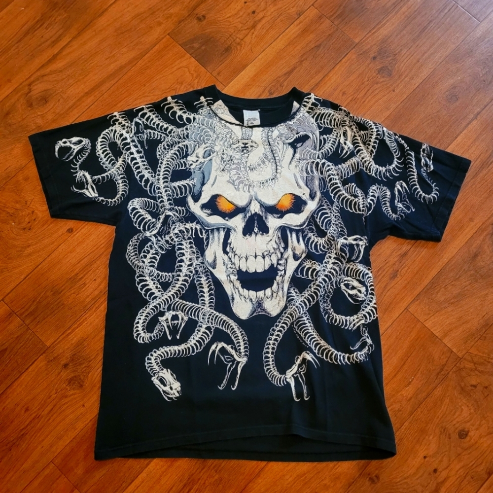Vintage Distressed 1993 Liquid Blue Medusa Skull T-Shirt Sz XL